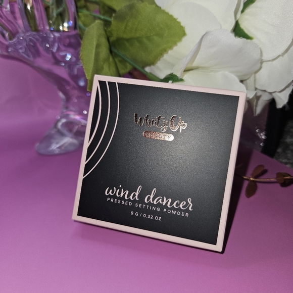 What's Up Beauty Wind Dancer Pressed Setting Powder - Medium - Picture 1 of 3